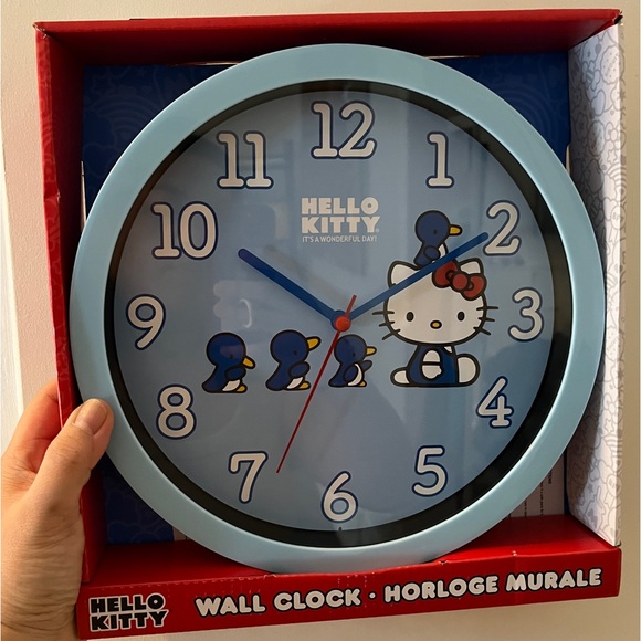 HELLO KITTY Wall Clock Decor SANRIO Kawaii Anime Manga Collectible Art Frame Pop - Picture 7 of 7